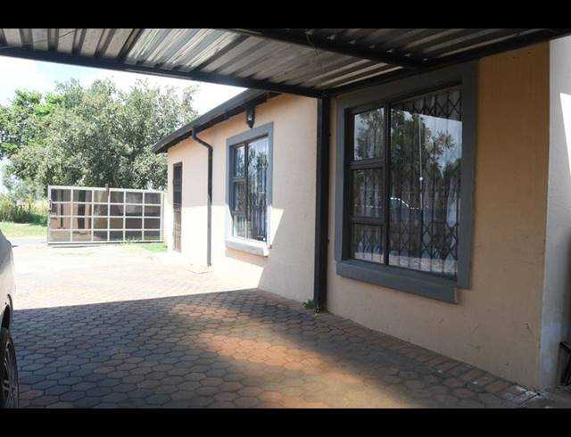 3 BEDROOM HOUSE FOR SALE IN GOUDRAND